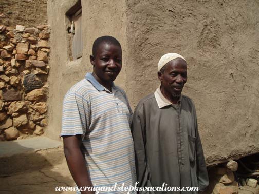Daniel and his symbolic Kori-Maounde father Daniel and his symbolic Kori-Maounde father
