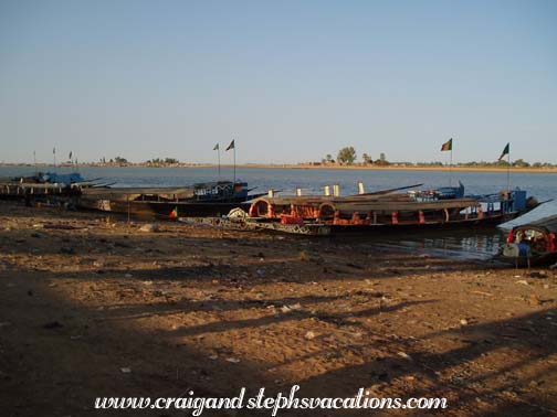 Pirogues on the Niger