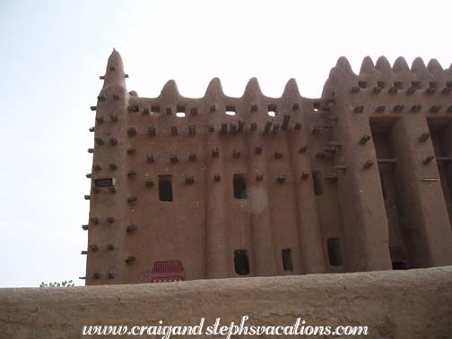 Approaching the Great Mosque, Djenne