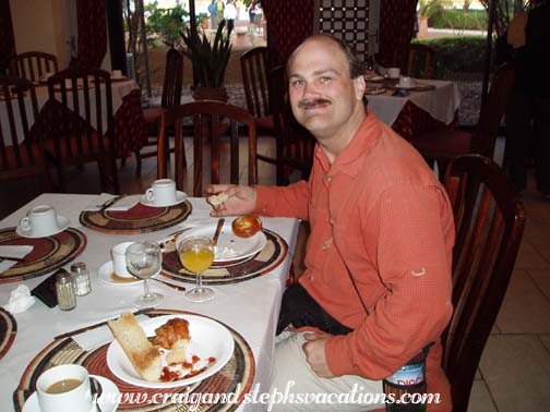 Breakfast at Hotel Kanaga Breakfast at Hotel Kanaga
