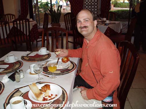 Breakfast at Hotel Kanaga