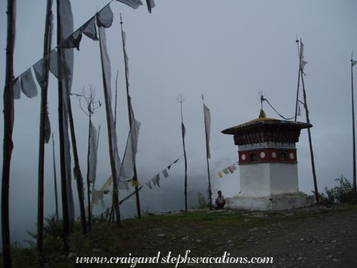 Chorten on Shelmakha road Chorten on Shelmakha road
