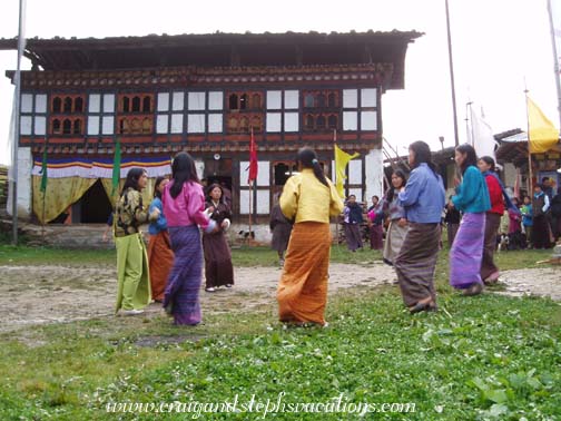 Dancers practicing for the festival Dancers practicing for the festival