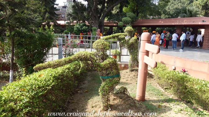 Topiaries depicting the perpetrators of the massacre in 1919