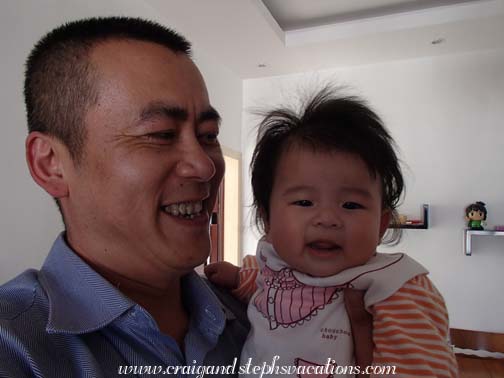 Wang Jun and his little thing, daughter Ziting