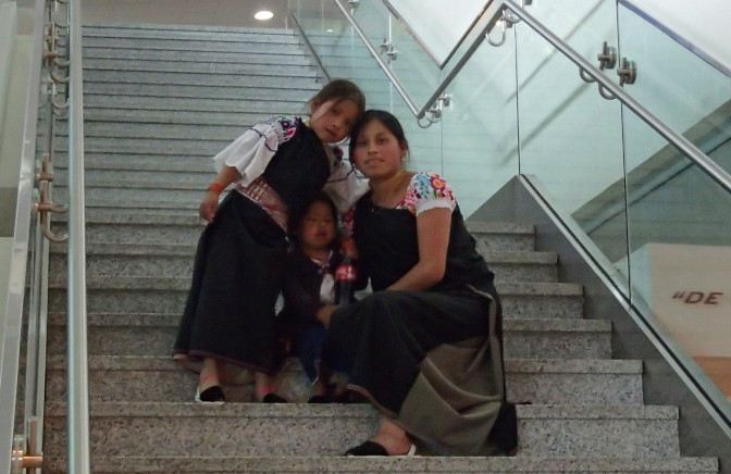 Sisa, Shina, and Aida at the airport
