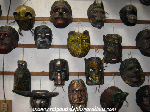 Masks, Moreria Santo Tomas
