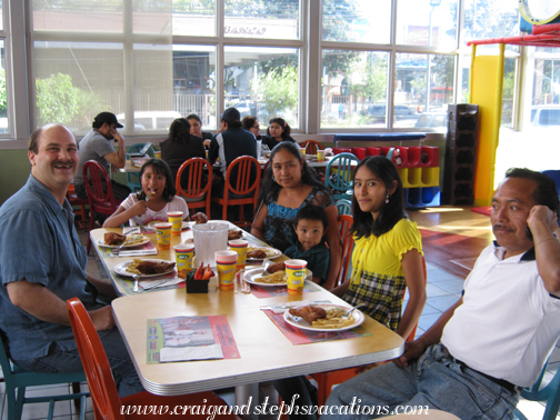 Lunch at Pollo Campero: Craig, Yasmin, Paulina, Eddy, Vanesa, and Adrin