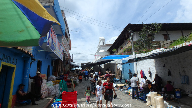 Walking down the hill from Iglesia Santo Tomas to Moreria Santo Tomas