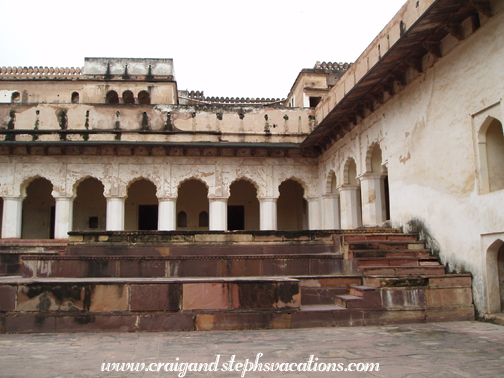 Courtyard, Raja Mahal