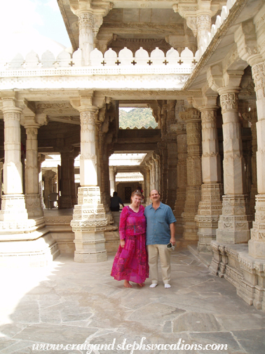 Craig and Steph among the pillars, Shri Ranakpur