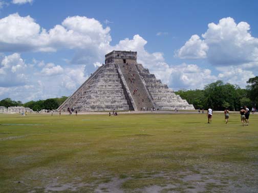 El Castillo, Chichen Itza El Castillo, Chichen Itza