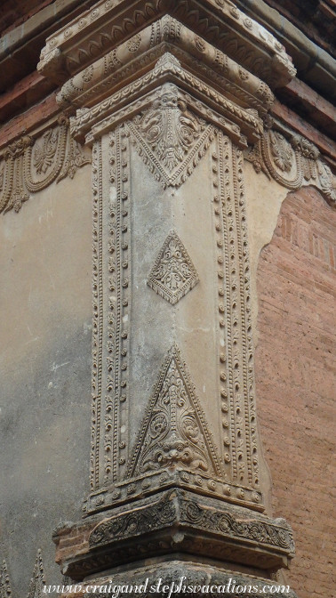 Kirtimukha carvings, Htilominlo Temple Kirtimukha carvings, Htilominlo Temple