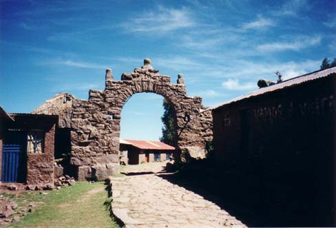 Taquile arch