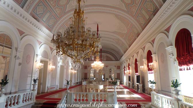 White foyer, Bolshoi Theatre
