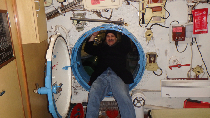 Moving between submarine compartments on the C-189