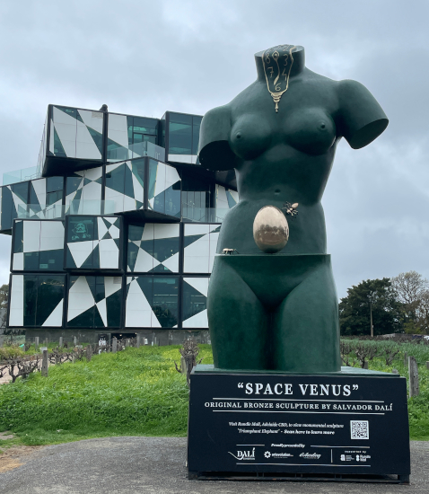 Dali's Space Venus outside the d'Arenberg Cube