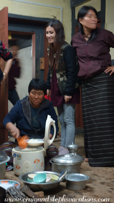 Ama serves rice Ama serves rice