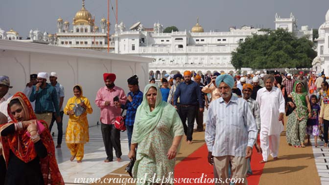 Pilgrims visiting the Golden Temple