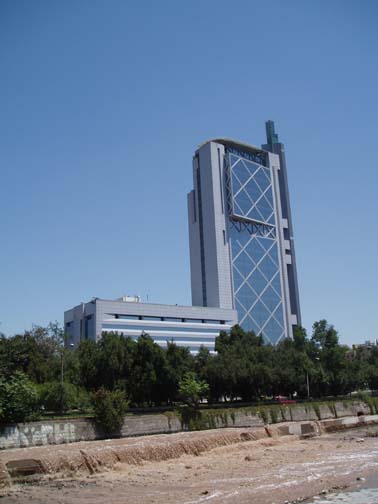 Building shaped like a cell phone