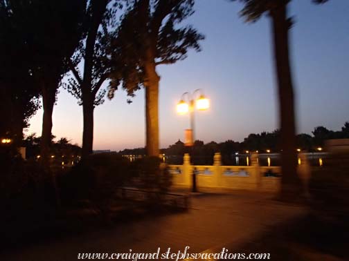 Rickshaw ride past Houhai Lake