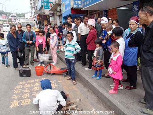 Chalk artist, Kaili Sunday market