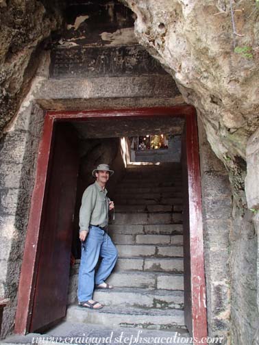 Buddhist temple, Qinglong (Black Dragon) Cave