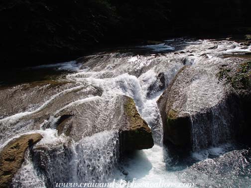 Xiao Qi Kong Scenic Area