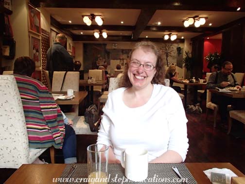 Breakfast at the Red Wall Garden