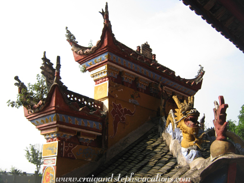 Shi Bao Zhai gate viewed from inside the pagoda Shi Bao Zhai gate viewed from inside the pagoda
