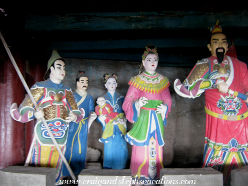 Tableau inside of Shi Bao Zhai pagoda Tableau inside of Shi Bao Zhai pagoda