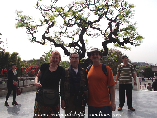 Posing with our new friend at the Wild Goose Pagoda Posing with our new friend at the Wild Goose Pagoda
