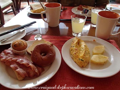 Delicious breakfast at the Shangri La Hotel