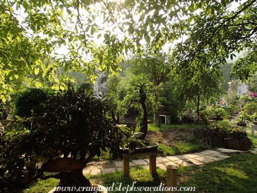 Gardens at Huangguoshu Waterfall National Park Gardens at Huangguoshu Waterfall National Park