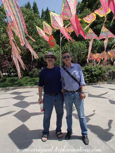 Craig and Wang Jun leaving the Longgong Scenic Area