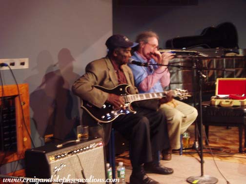 David Honeyboy Edwards and Michael Frank, Set 2, RegattaBar 6/3/06