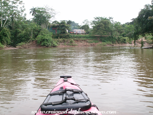 Approaching a Huaorani settlement Approaching a Huaorani settlement