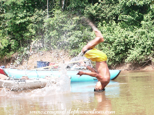 &Ntilde;ame does acrobatics for the camera