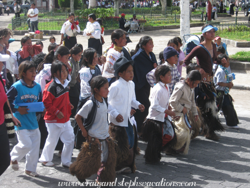 Children dancing san juanitos for Inti Raymi