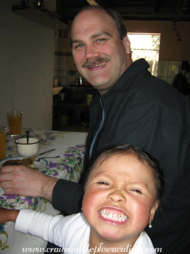 Sisa and Craig at breakfast