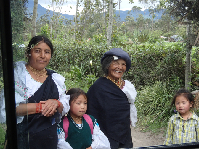Rosa, Sisa, Abuelita, and Yupanqui saying goodbye