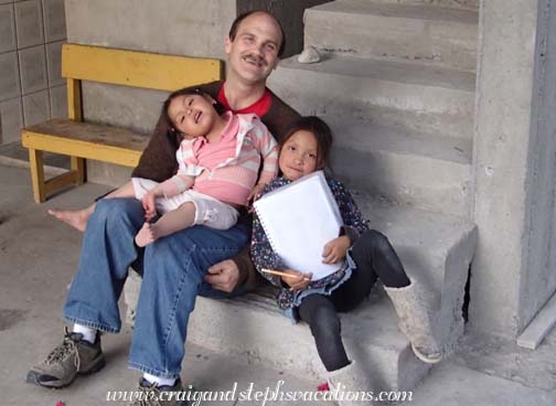 Craig with Tayanta and Sisa Craig with Tayanta and Sisa