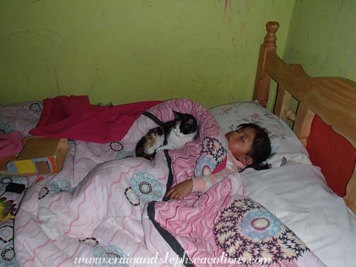 Chipi curls up with Tayanta