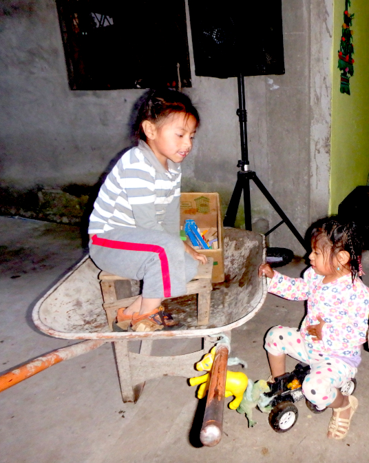 Yupanqui and Shina playing