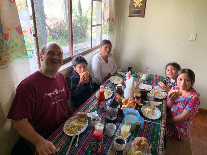 Breakfast: Craig, Yupanqui, Rosa, Shina, and Sisa