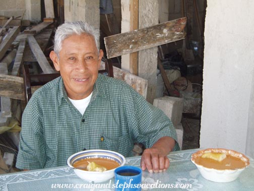 Paulina's father, Señor Chumil Paulina's father, Señor Chumil