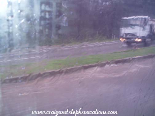 Driving to Antigua in the rain Driving to Antigua in the rain