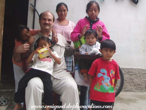 Paola, Craig, Aracely, Paulina, Rocio, Eddy, and Josue Paola, Craig, Aracely, Paulina, Rocio, Eddy, and Josue