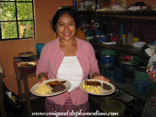 Paulina serves breakfast Paulina serves breakfast