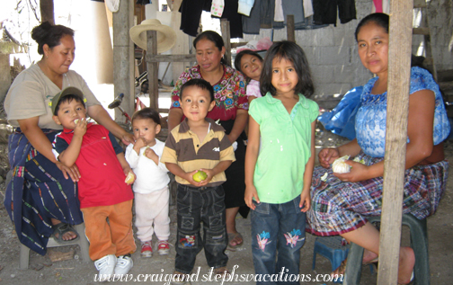 Olga, Isidro, Allison Margarita, Eddy, Estella, Loren, Aracely, Paulina